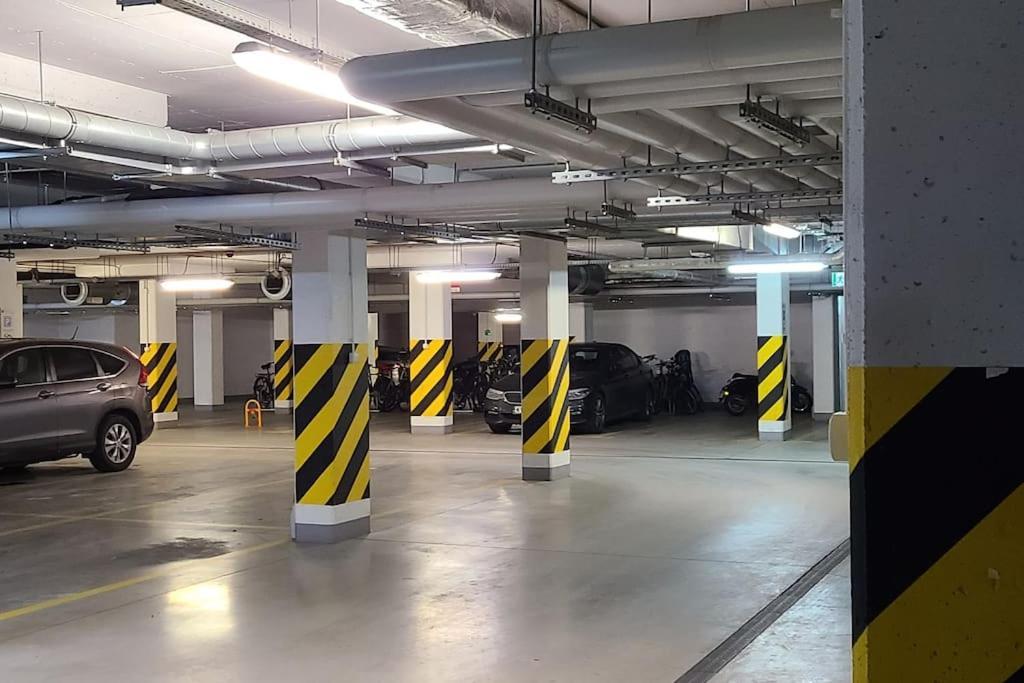 Wellsituated 1 Bedroom Condo In Warsaw Freeparking Екстериор снимка